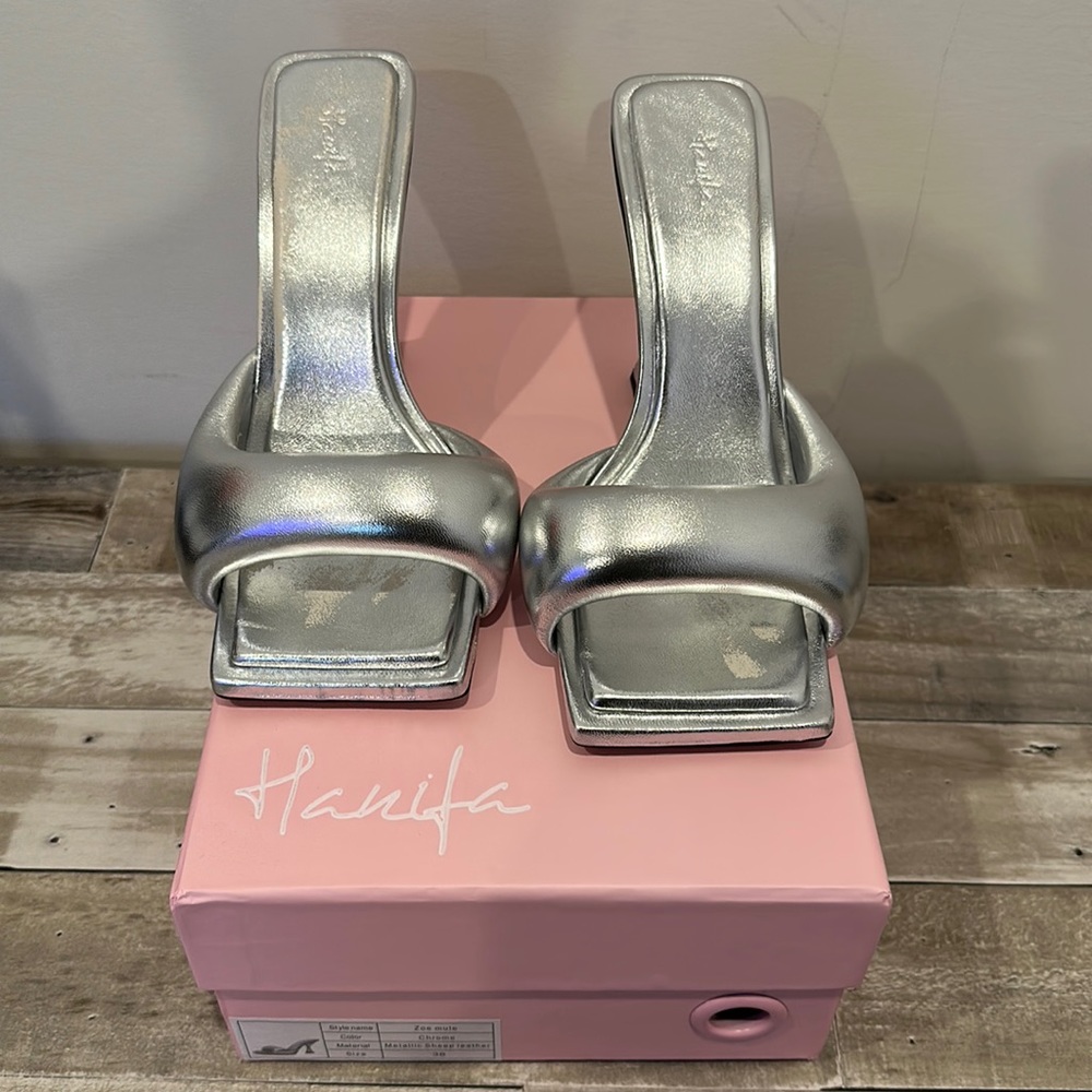 Hanifa Zoe Mules